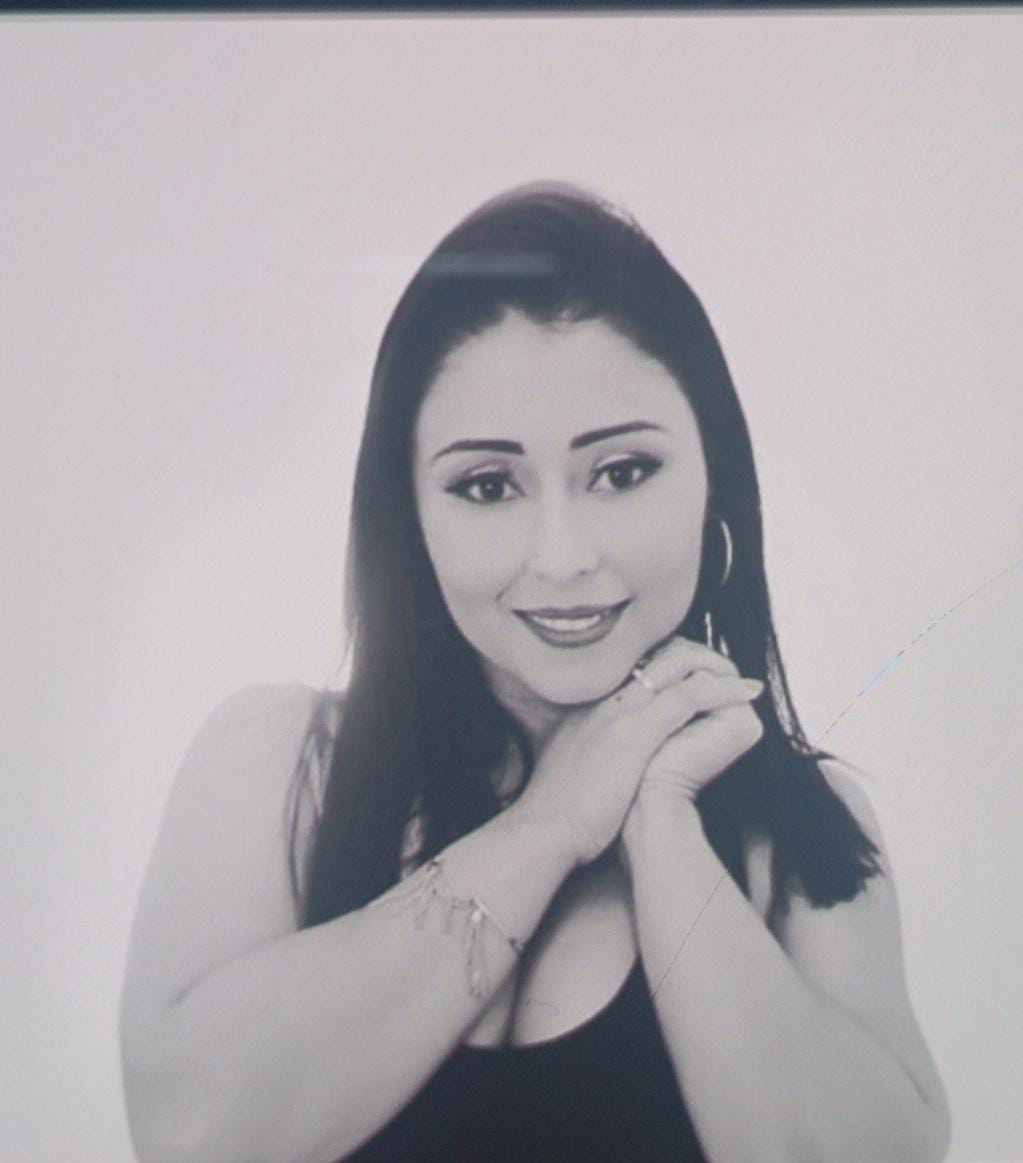 Luciana Designer